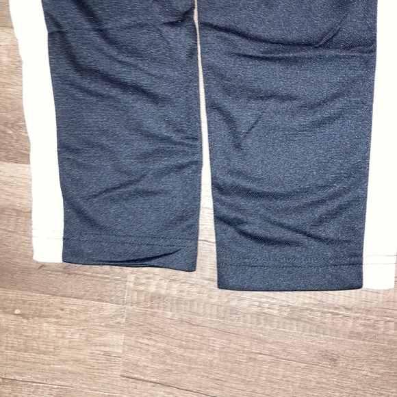HOSTPICK!🔥NWT boys Nike sweats - Picture 7 of 7